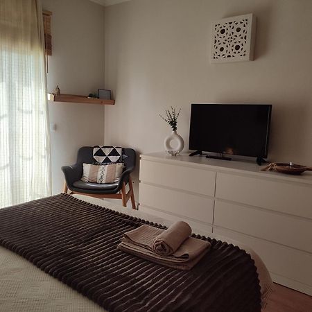 Lovely Bedroom In Aljezur Exterior foto